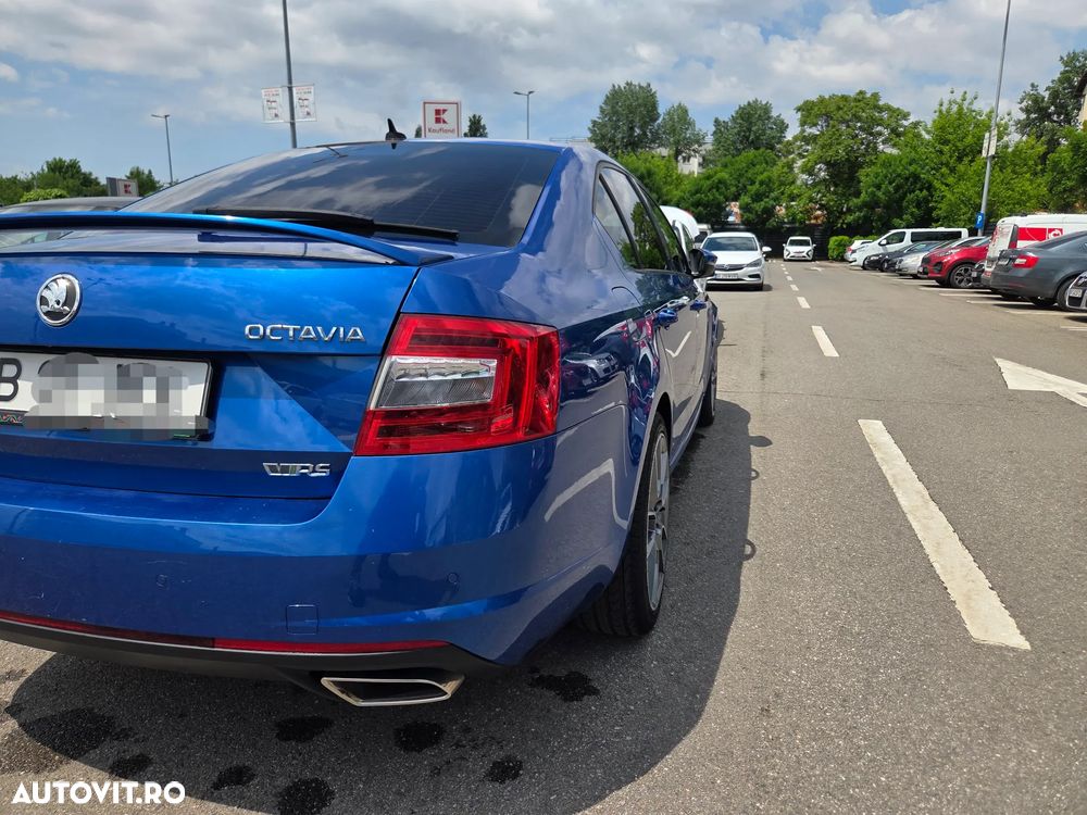 Skoda Octavia 2.0 TDI RS DSG - 4