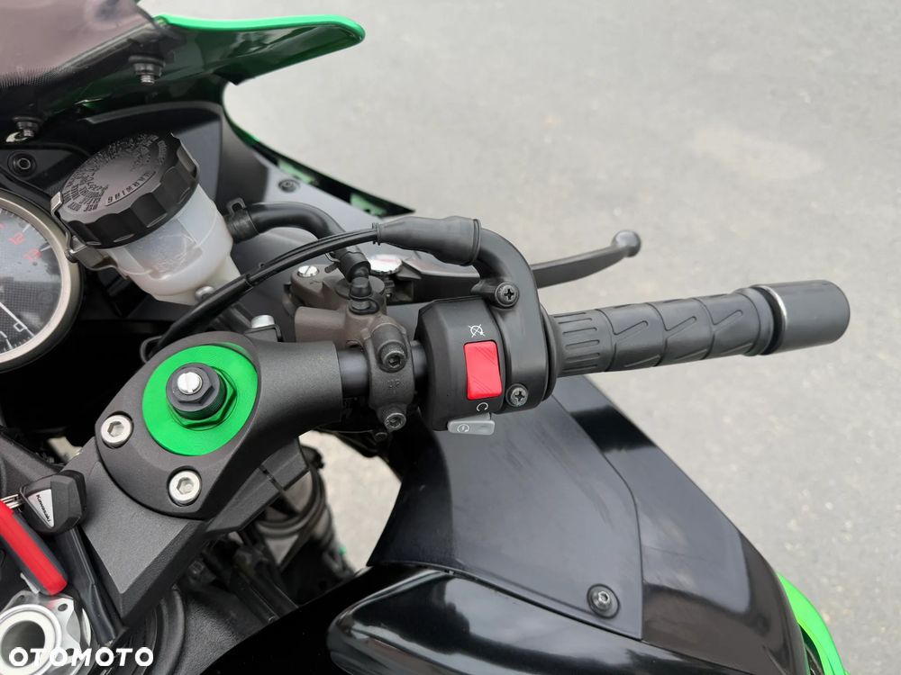Kawasaki ZZR - 12