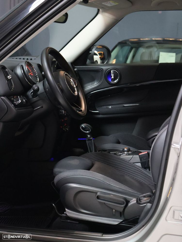 MINI Countryman Cooper SE ALL4 Auto - 20