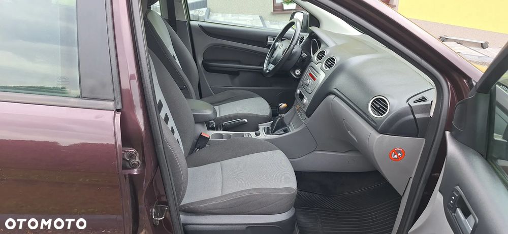 Ford Focus - 10