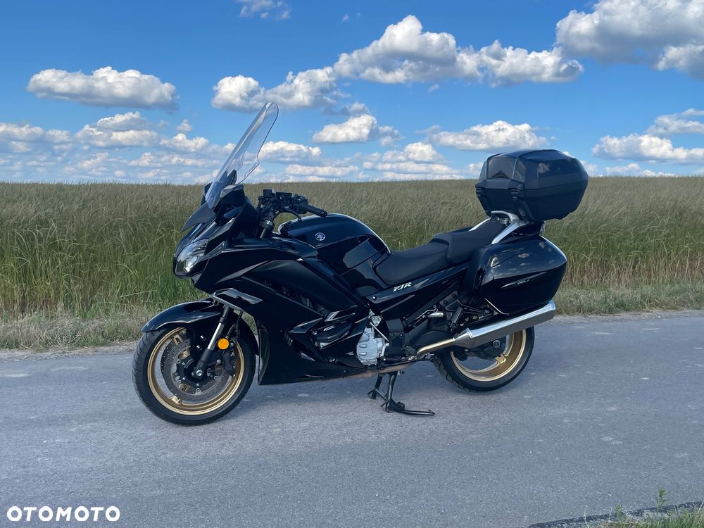 Yamaha FJR - 4