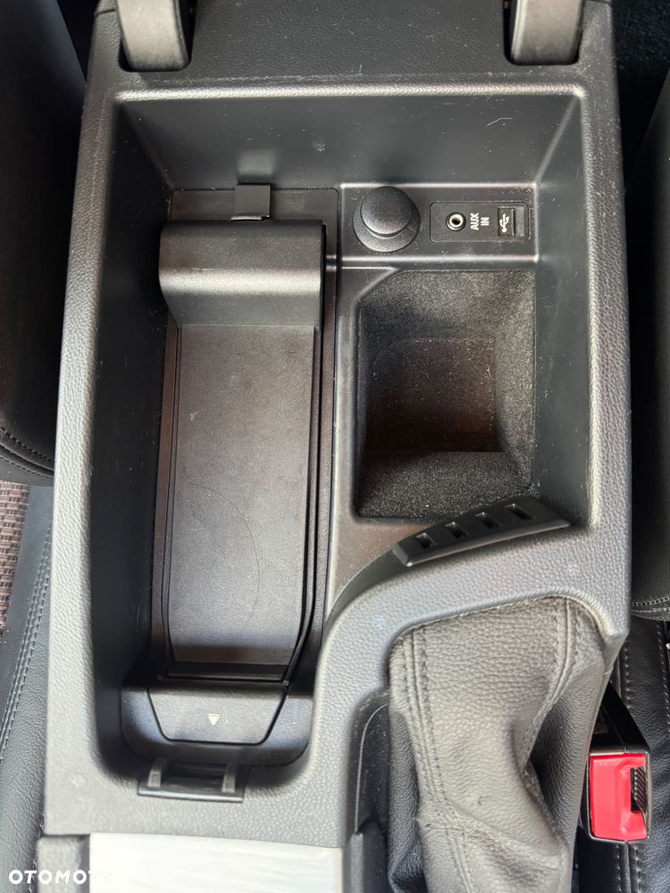 BMW Seria 3 320d DPF - 25