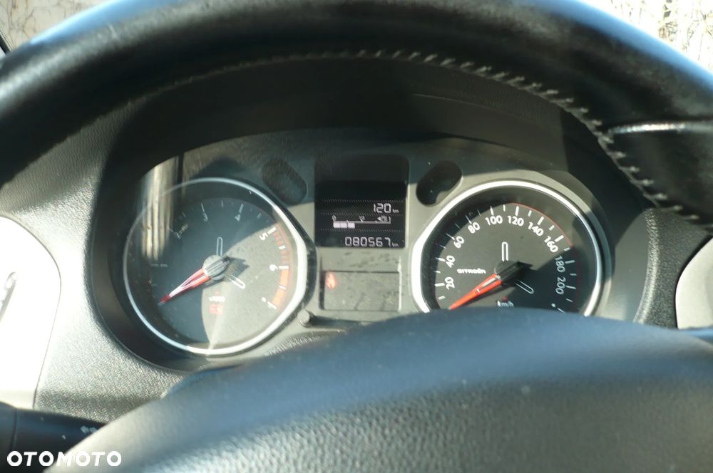 Citroën C-Elysée 1.2 PureTech Exclusive - 26