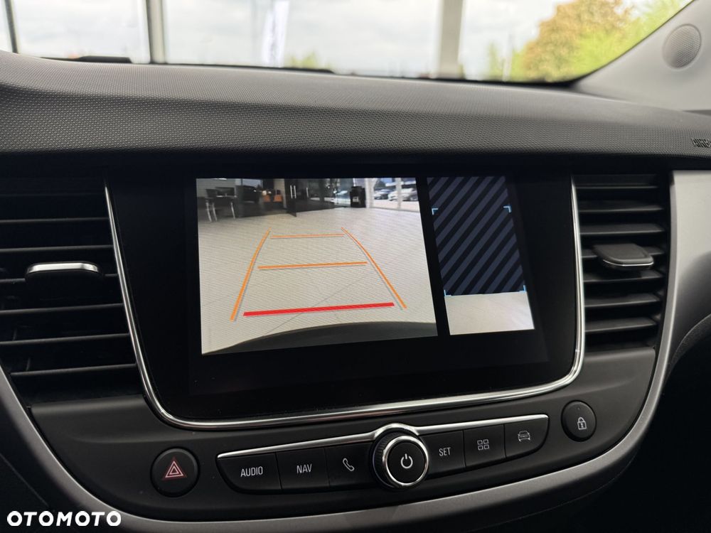 Opel Crossland X - 34