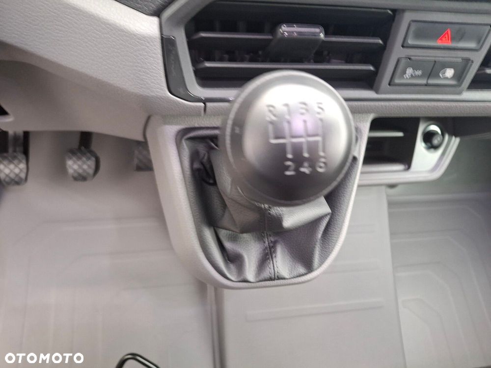 Volkswagen Crafter Brygadowy - 39