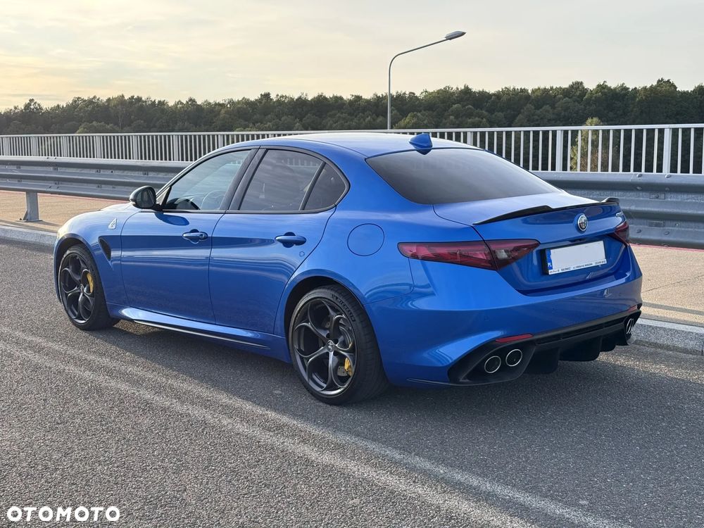 Alfa Romeo Giulia 2.9 Bi Turbo V6 Quadrifoglio - 9