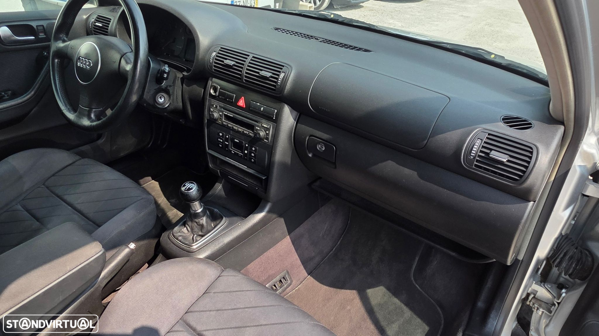 Audi A3 1.6 Attraction - 10