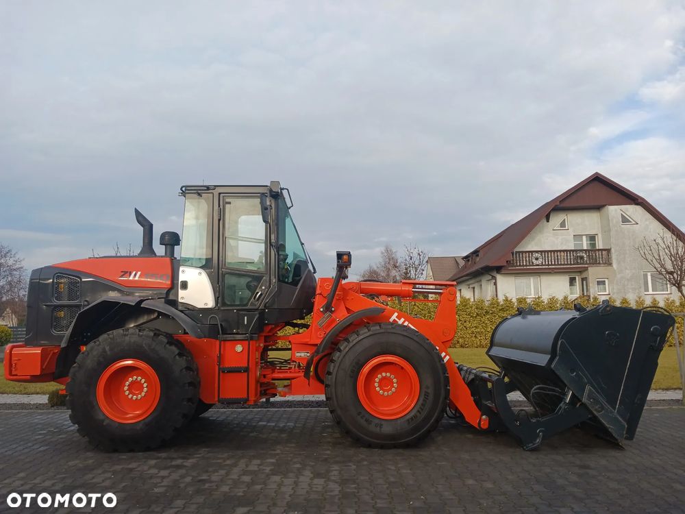 Hitachi ZW 150 - 23