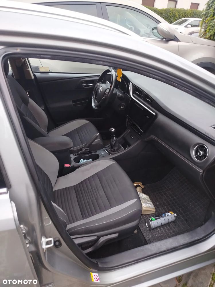 Toyota Auris 1.6 Comfort - 15