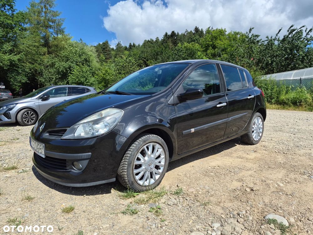 Renault Clio - 1
