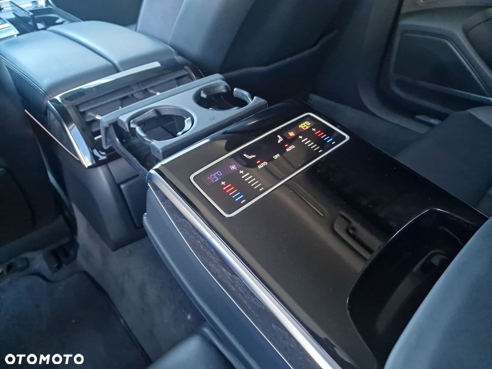 Audi A8 50 TDI mHEV Quattro Tiptr - 28