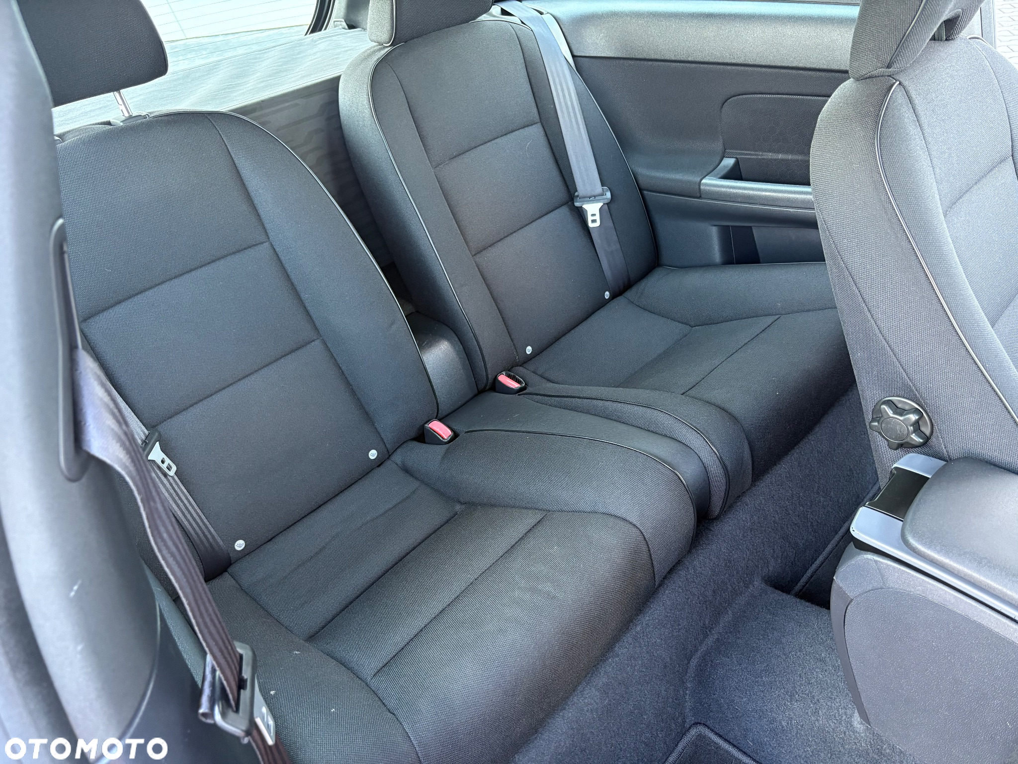 Volvo C30 1.6D DRIVe Momentum - 28