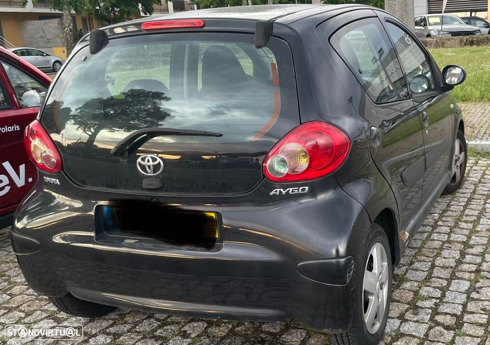 Toyota Aygo 1.0 Plus Sport Pack - 4
