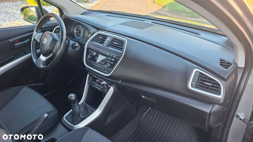 Suzuki SX4 S-Cross 1.6 Premium - 12