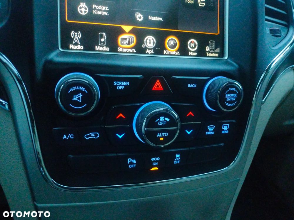 Jeep Grand Cherokee - 11