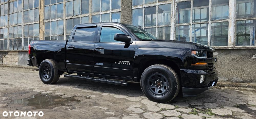 Chevrolet Silverado - 10
