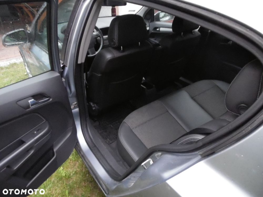 Opel Astra 1.7 CDTI - 8