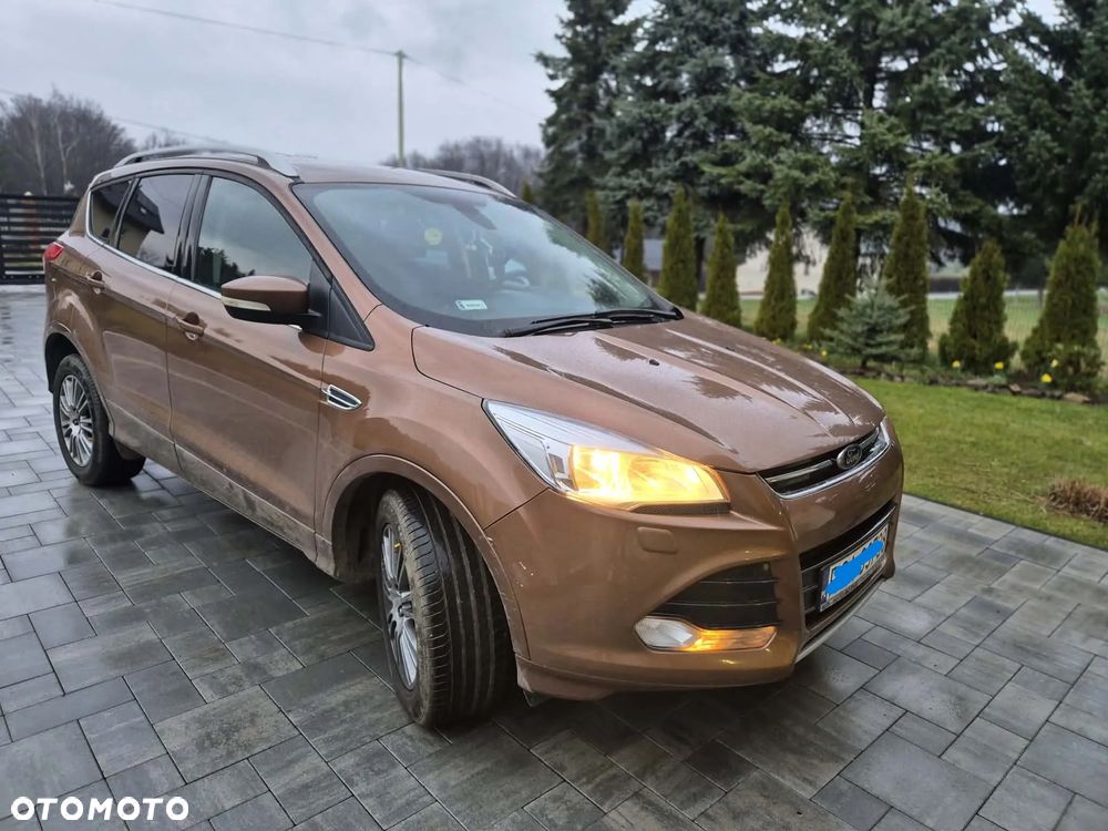 Ford Kuga - 4