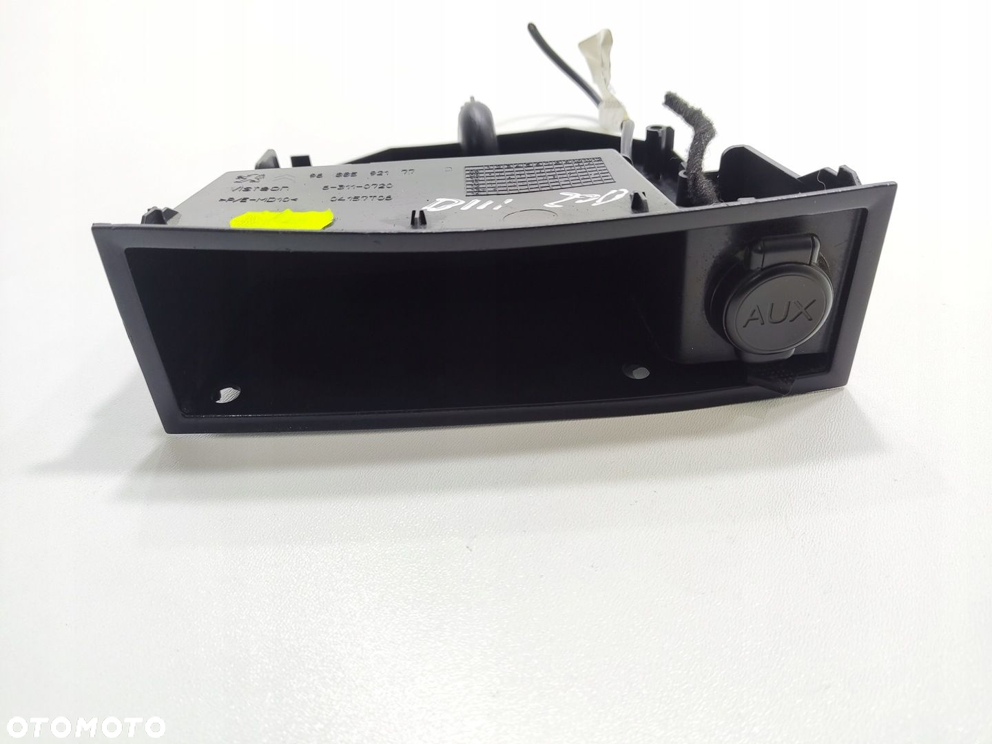 WYJŚCIE GNIAZDO PORT USB AUX PARTNER BERLINGO III 9688592177 2012-2018 - 2