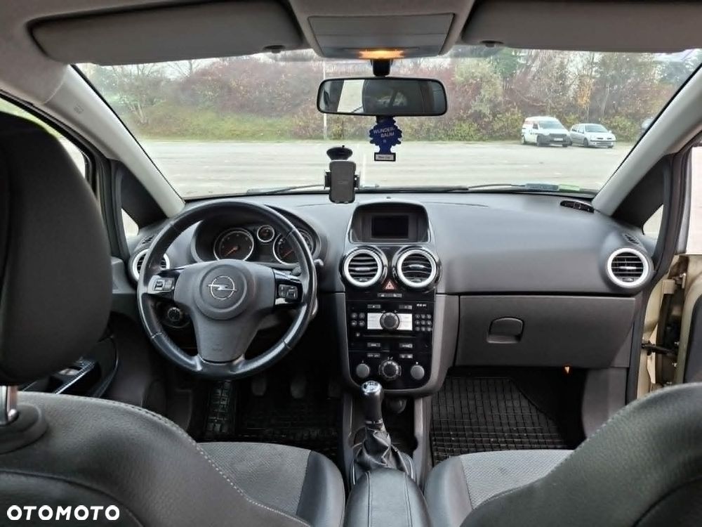 Opel Corsa 1.3 CDTI Cosmo - 11