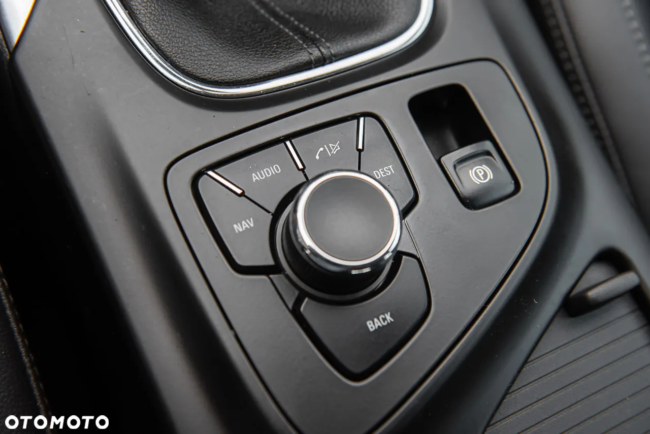 Opel Insignia 2.0 CDTI Cosmo - 23