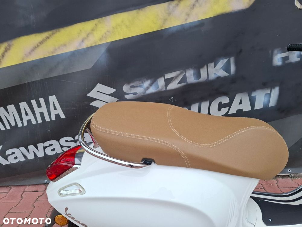 Piaggio Vespa - 19