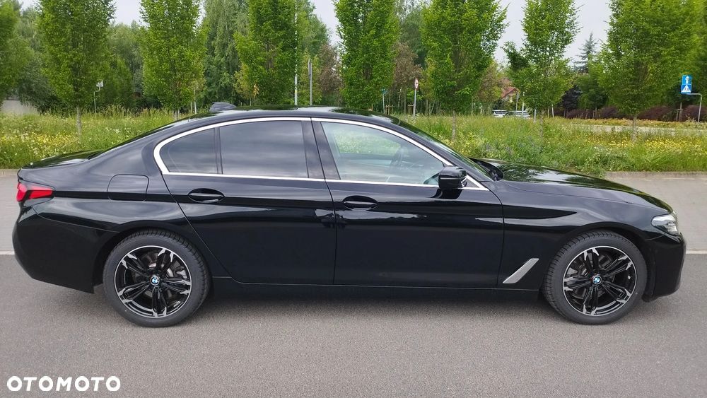 BMW Seria 5 520i mHEV Business Edition - 4