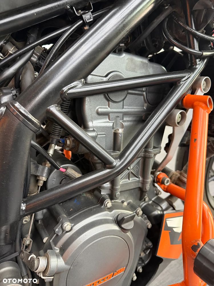KTM Duke 125 - 10