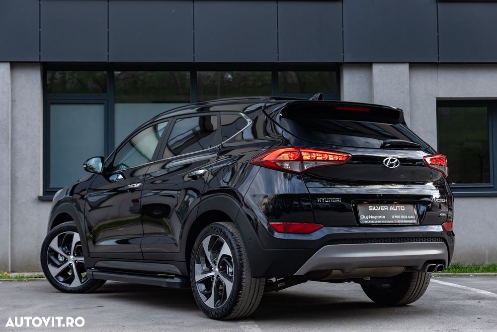 Hyundai Tucson 2.0 CRDI 4WD Automatik Premium - 19