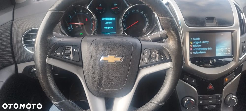 Chevrolet Cruze - 5