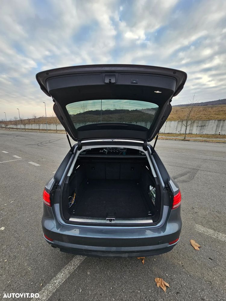 Audi A4 Avant 2.0 TDI S tronic - 12