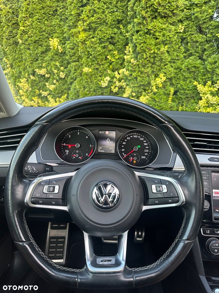 Volkswagen Passat 2.0 TDI SCR 4Mot DSG Highline - 22