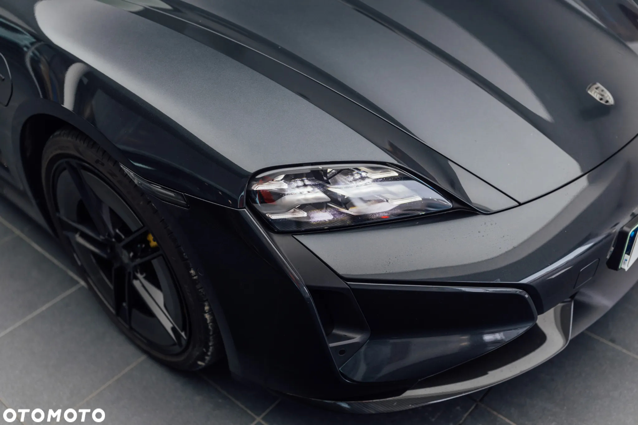 Porsche Taycan 105kWh Turbo S Sport Turismo - 38