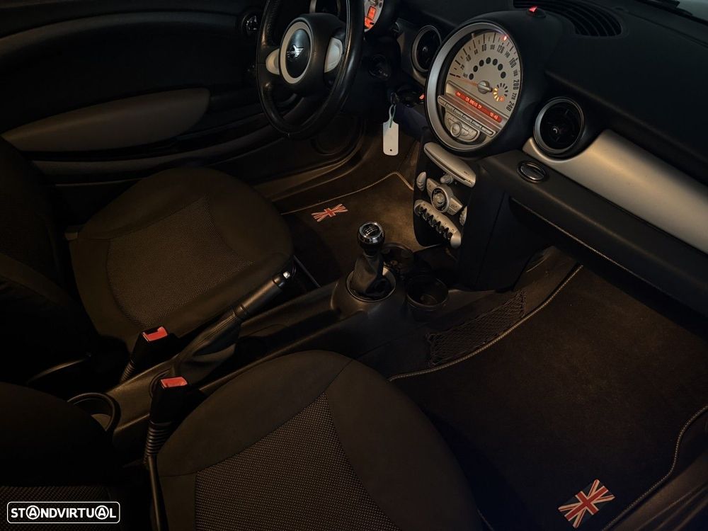 MINI 3 Portas One - 7