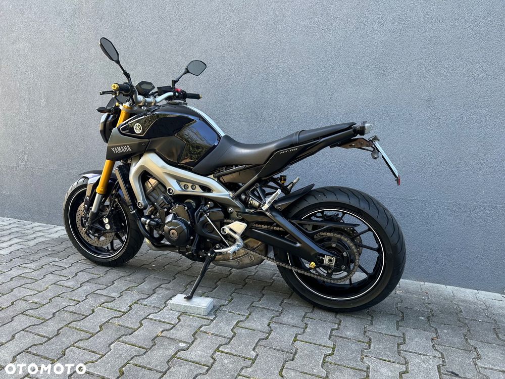 Yamaha MT - 3