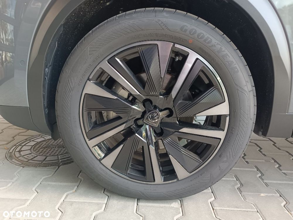 Peugeot 2008 - 11