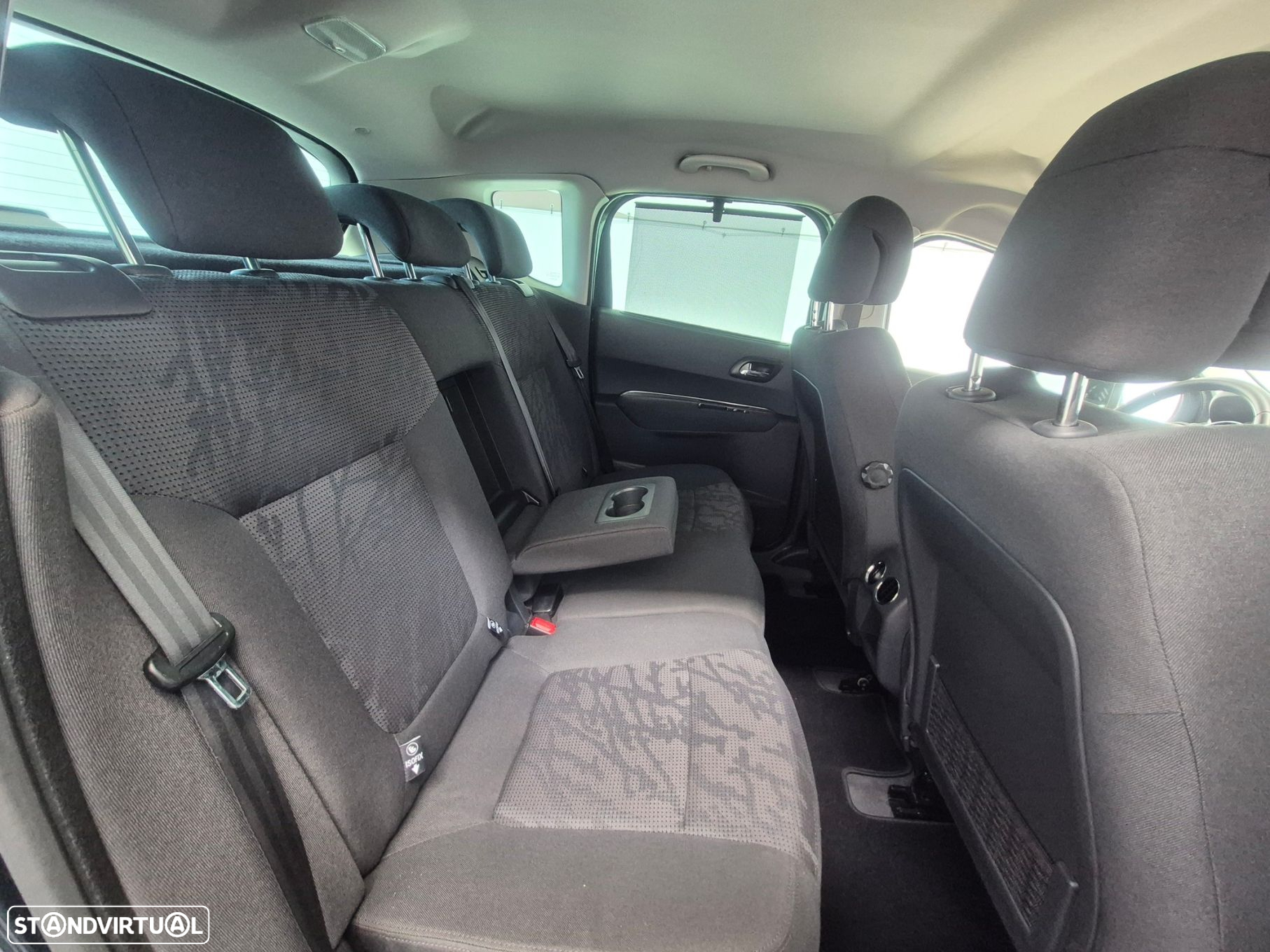 Peugeot 3008 1.6 e-HDi Active 2-Tronic - 25