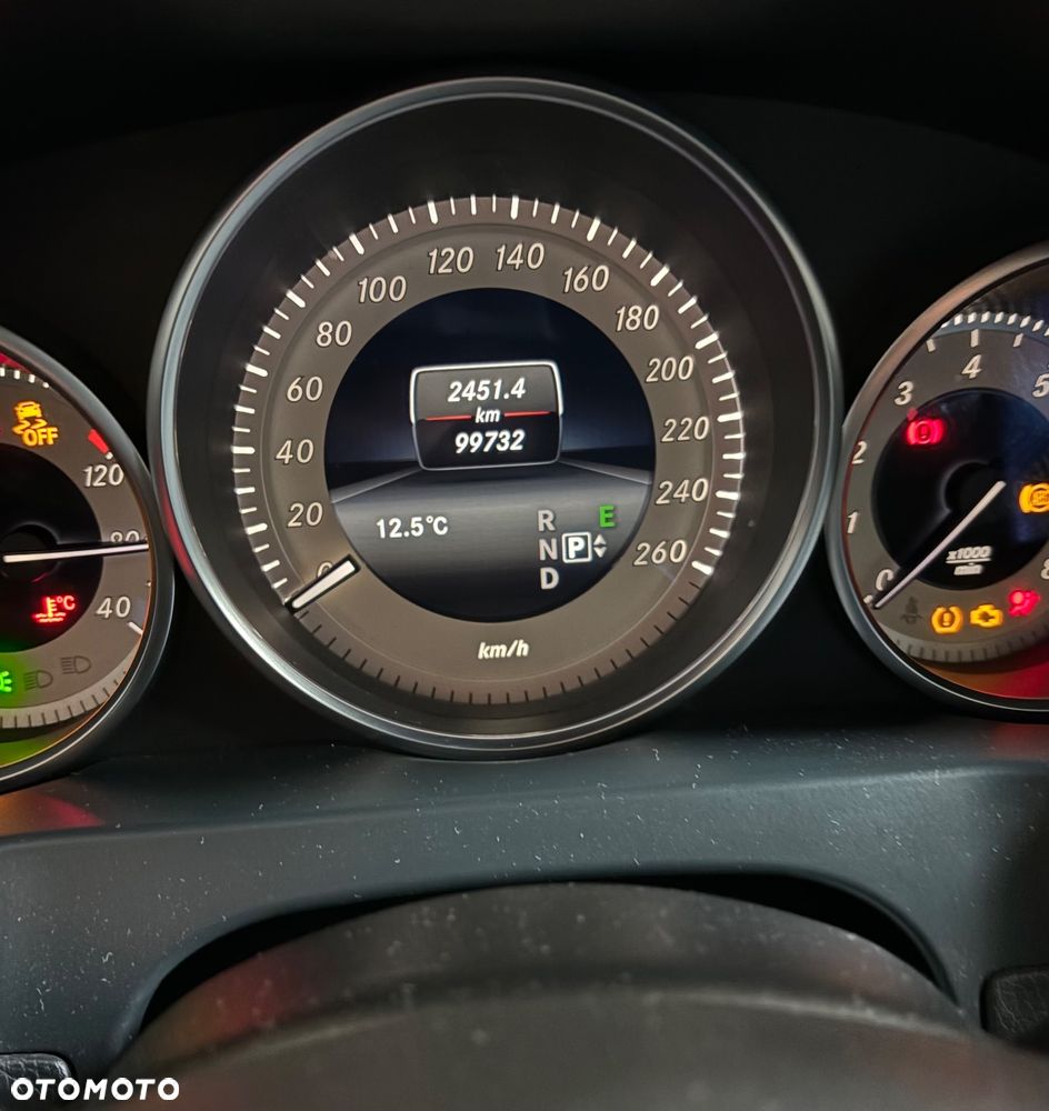 Mercedes-Benz Klasa E 400 4Matic 9G-TRONIC AMG Line - 19