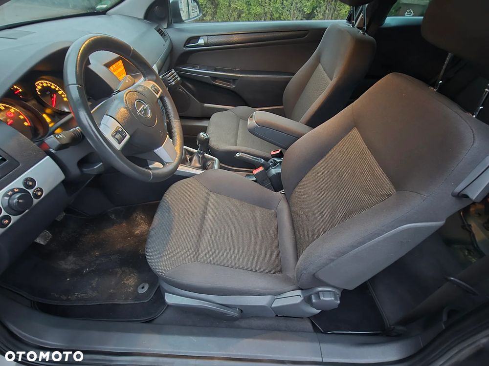 Opel Astra 1.6 Selection 110 Jahre - 26