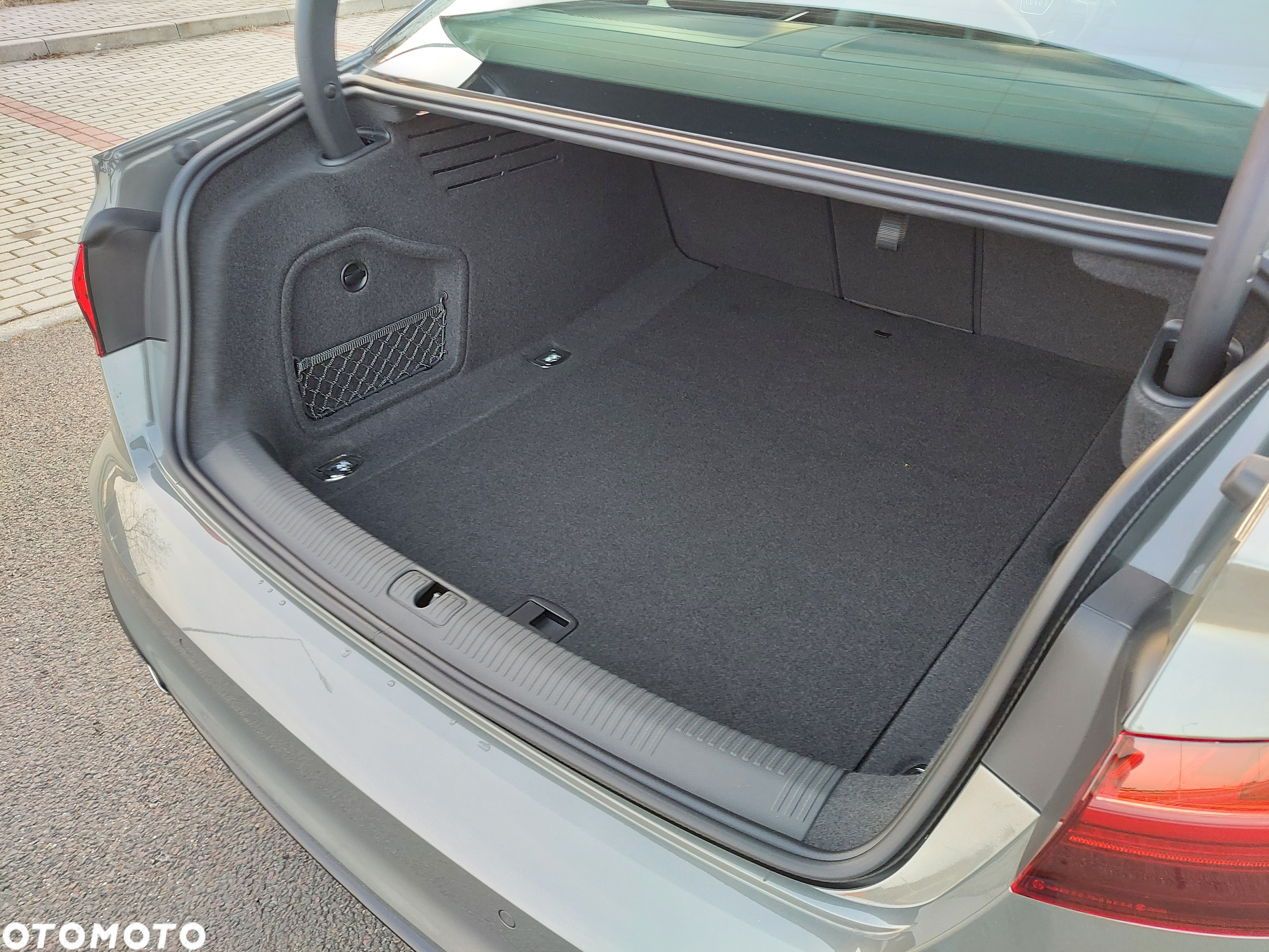 Audi A4 Avant 45 TFSI quattro S tronic S line - 15