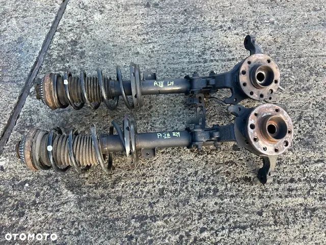 Piasta zwrotnica koła przednia przód MC Person Opel Astra III H 5 śrub. - 3