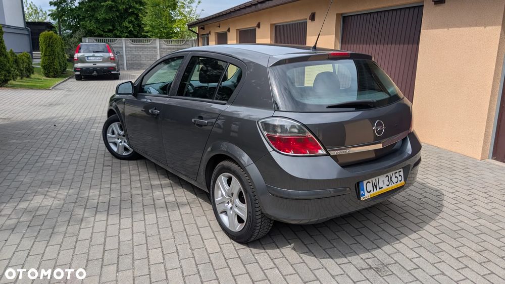Opel Astra 1.4 - 7