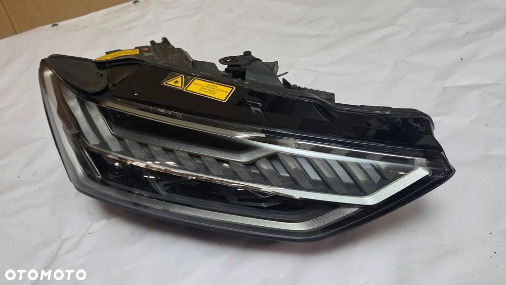 Lampa przednia Audi A7 S7 4K8 4K8941086F - 3