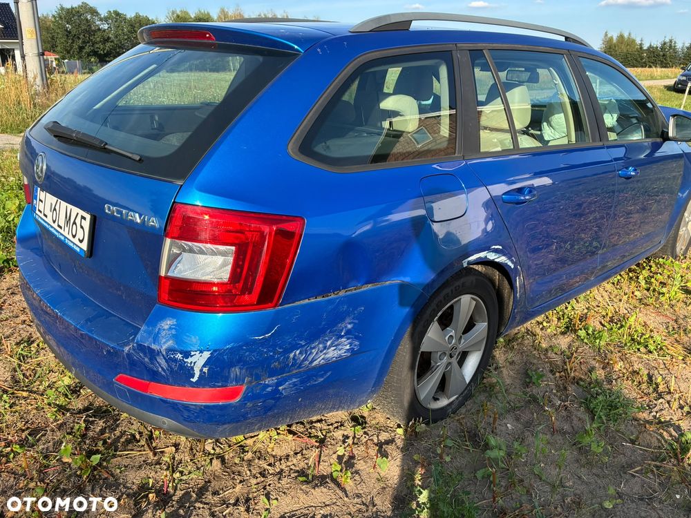 Skoda Octavia 2.0 TDI Elegance DSG - 5