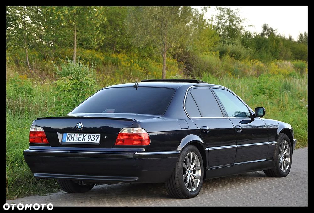 BMW Seria 7 728i L - 17