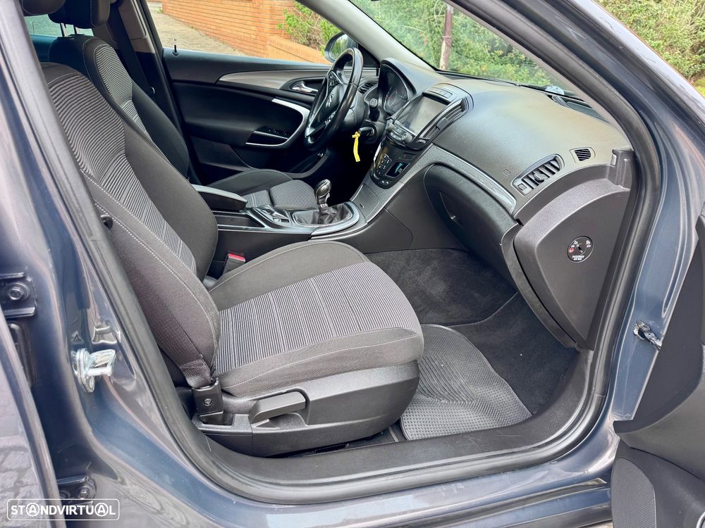 Opel Insignia Sports Tourer 2.0 CDTi Executive S/S - 23