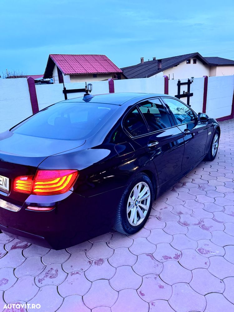 BMW Seria 5 520d xDrive Aut. Sport Line - 15