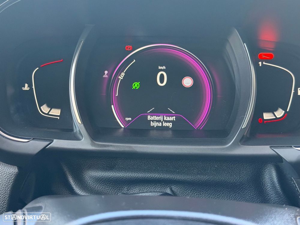 Renault Grand Scénic ENERGY TCe 130 INTENS - 27
