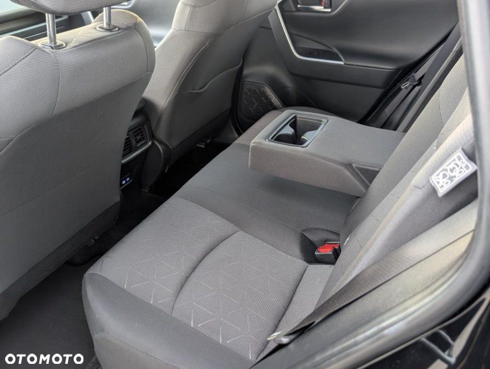 Toyota RAV4 - 24