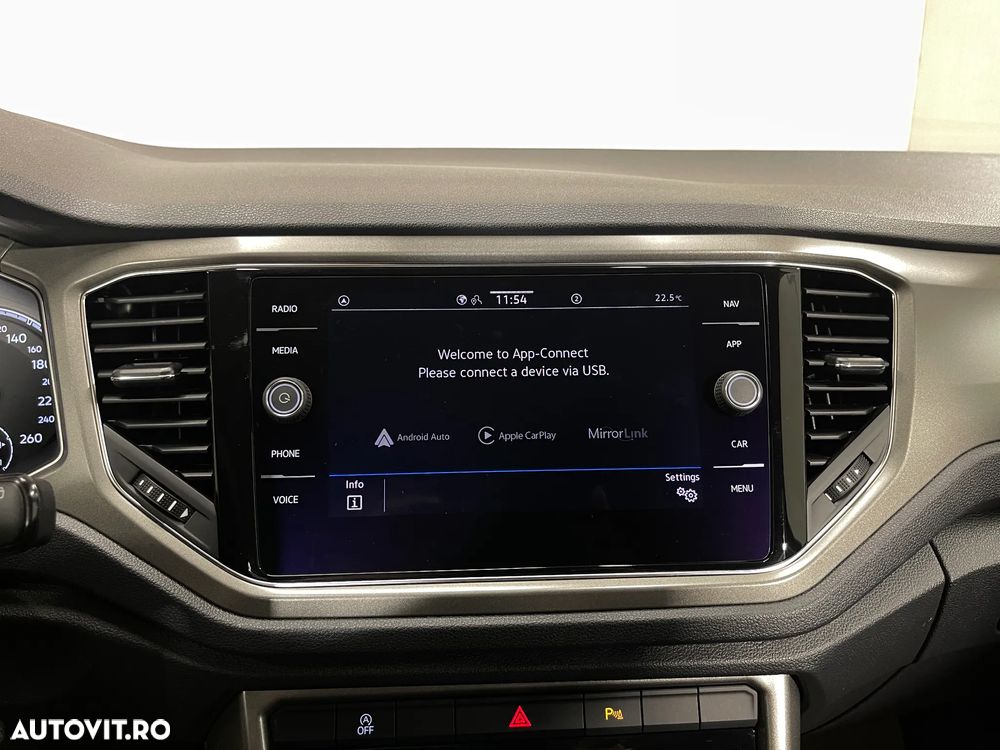 Volkswagen T-Roc 1.5 TSI Design - 16
